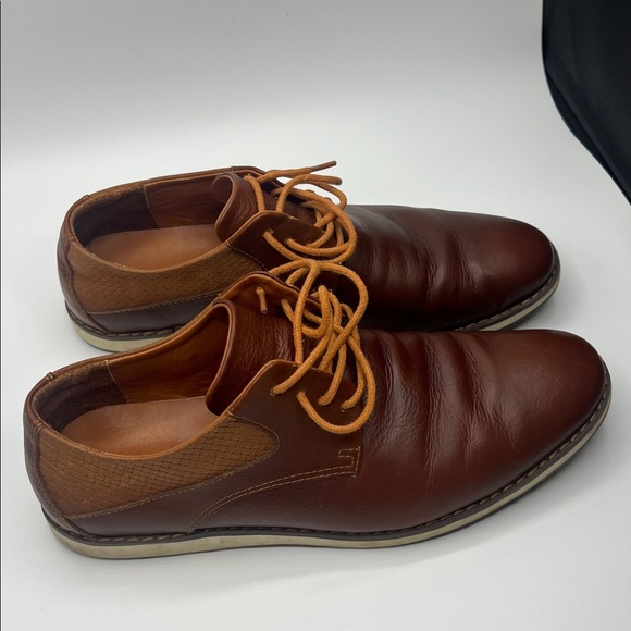 John Candor Handcrafted dress shoes size 10.5 - Picture 2 of 6